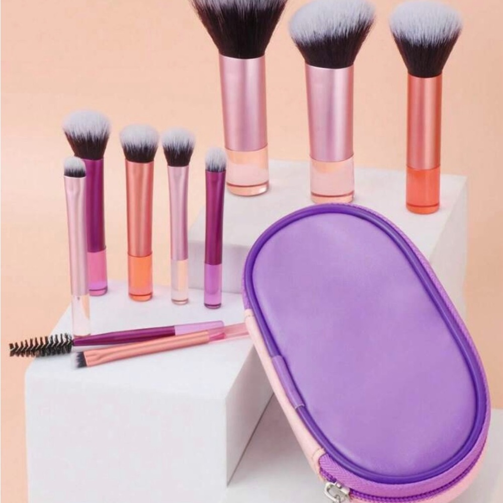 Travel size 10 piece Synthetic Brush Set with zipper case - Picture 3 of 7